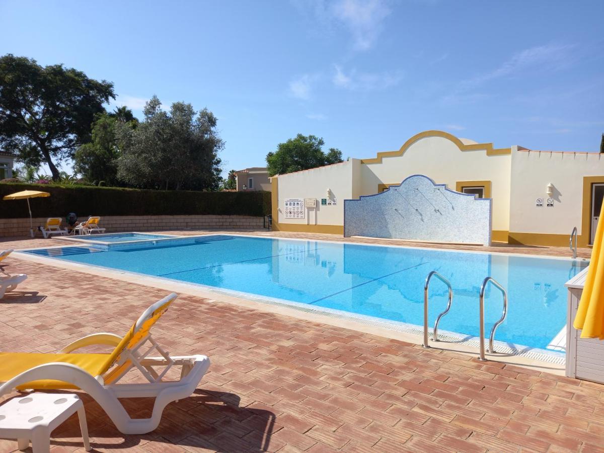 Carvoeiro, 2Br Pestana Gramacho Golf Apartment Estômbar Buitenkant foto